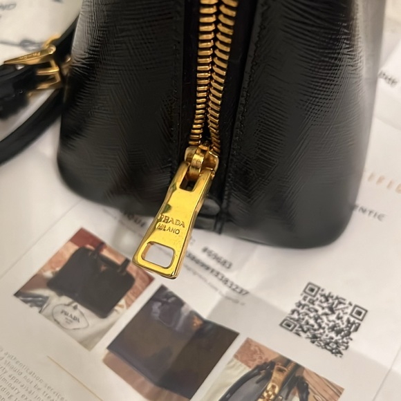 Authentic Prada two way - Picture 4 of 10